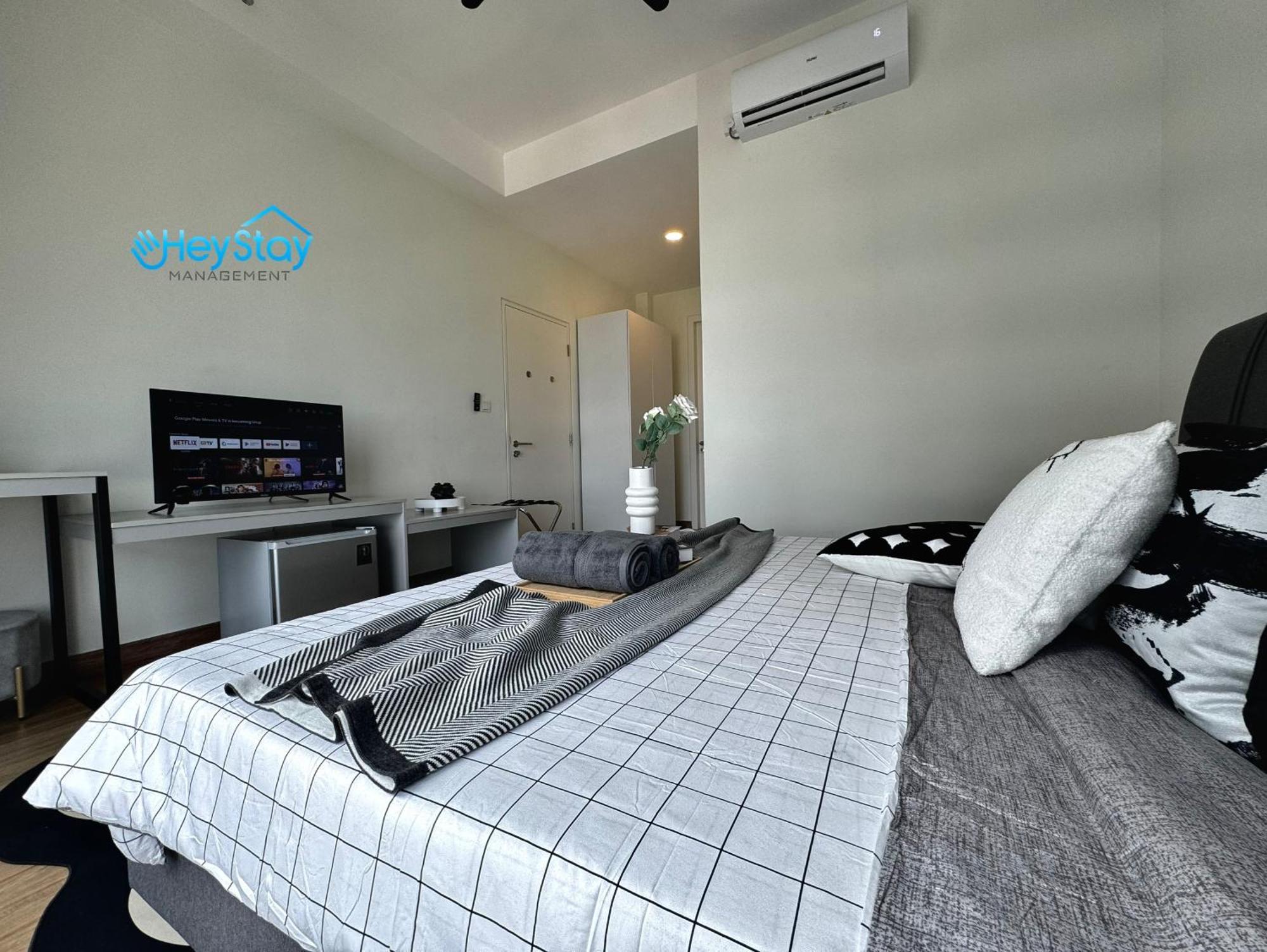 The Apple Residence By Heystay Management Malacca Εξωτερικό φωτογραφία